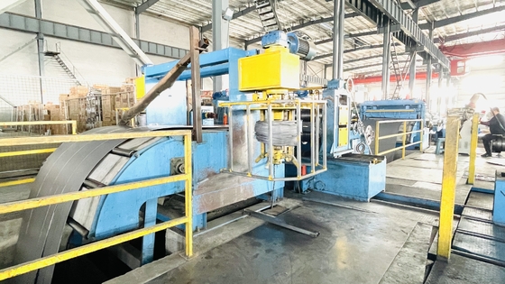 Renkli Çelik Levha için 20m / Min Otomatik Eğme Makinesi Yüksek Hassasiyet
