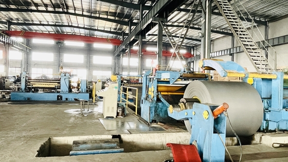 0.2mm Galvanizli Sac Bobin Kesme Makinesi AC 22KW