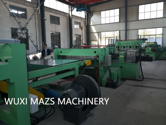 Yüksek Hassasiyetli MA 4X1800mm ile Paslanmaz Çelik Levha Kesim –Boy Siyahlama makinesi Hattı için Otomasyon