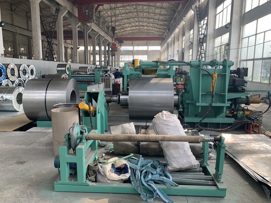 Karbon Levha için Uzunluk Hattına 25m / Min 380V Metal Kesim